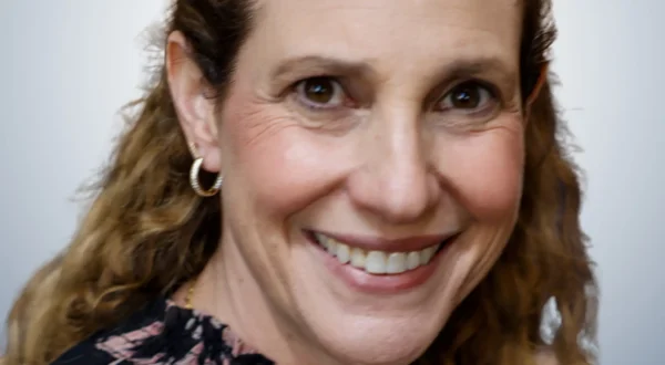 Rabba Sara Hurwitz Headshot
