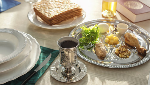 passover tablescape
